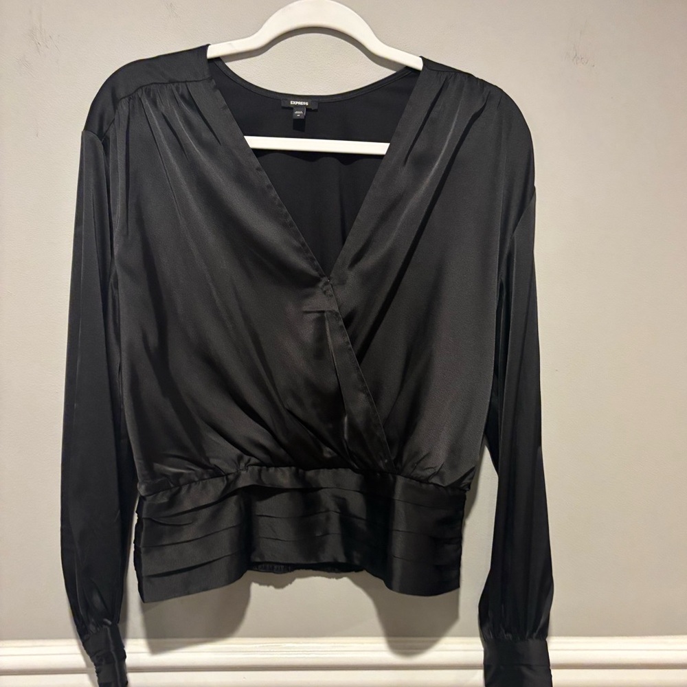 Women's Express Black V Neck SatinTop - Layered at Bottom - Size M NWOT